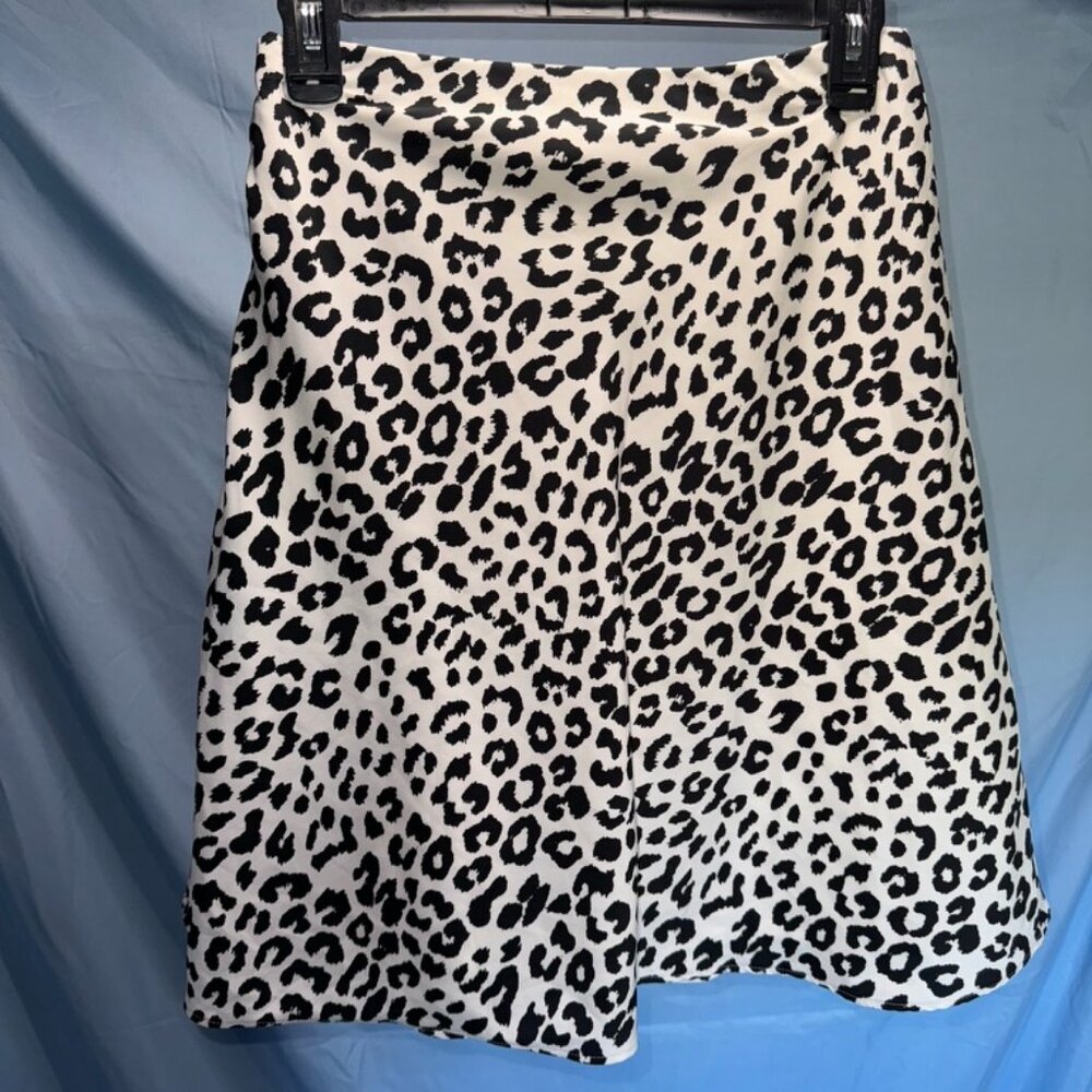 Express Midi B&W Leopard Print Loose-Fit Skirt - image 1